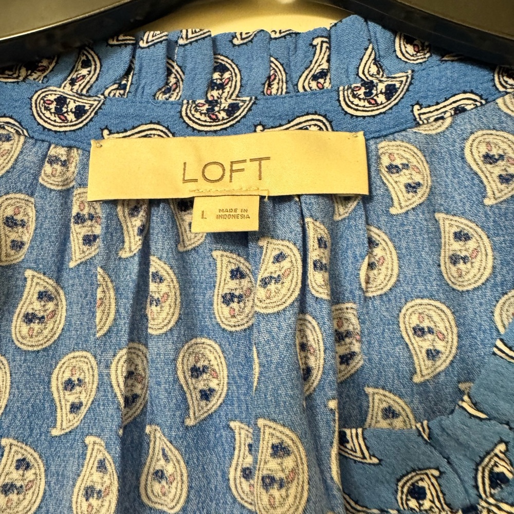 Loft Blue Blouse With Patterned Design - image 3